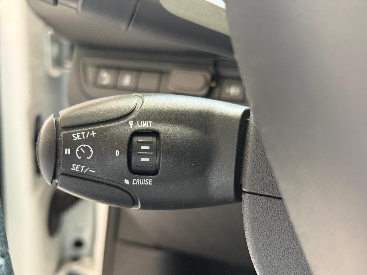 Peugeot 2008 Allure 1.2 benzina SOLO 50.000km