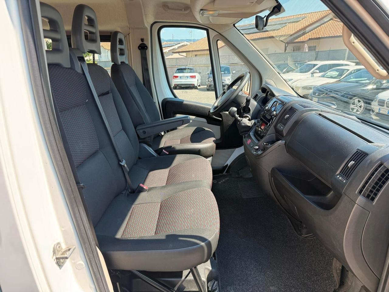 Peugeot Boxer 330 2.0 BlueHDi/110CV FAP PC-TN Combi Comfort