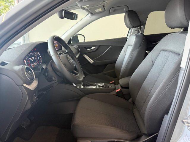 AUDI Q2 35 TDI S tronic Business Advanced