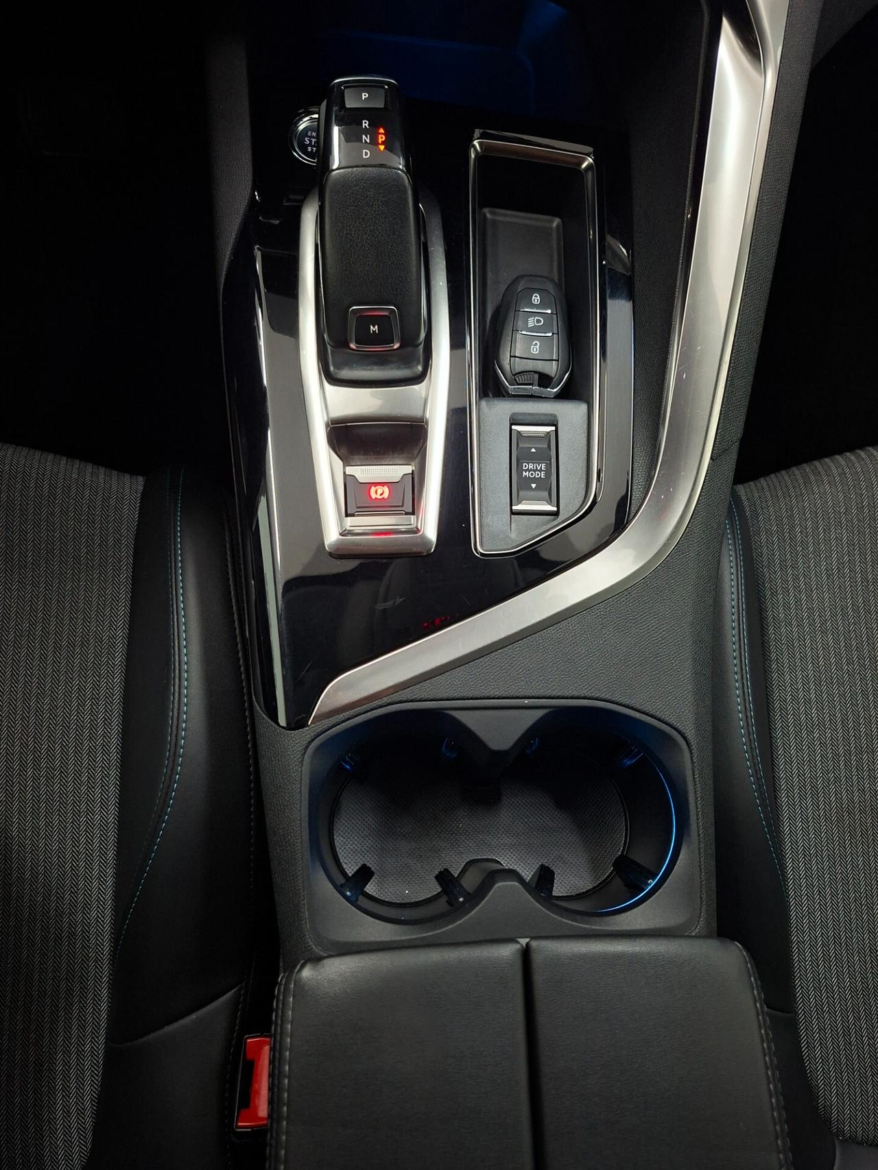 Peugeot 3008 1.5 BlueHDi 130cv EAT8 Allure