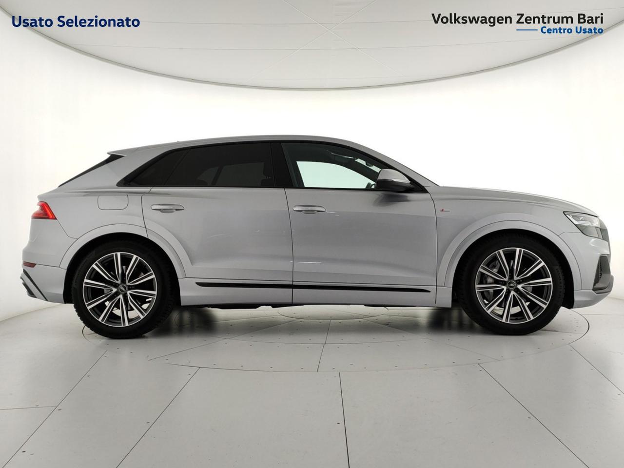 Audi Q8 50 3.0 tdi mhev quattro tiptronic