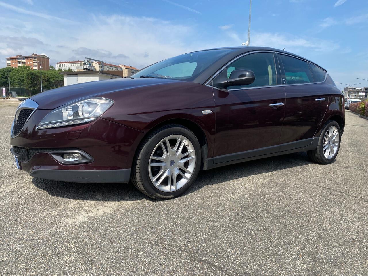 Lancia Delta 1.6 MJT DPF Platino