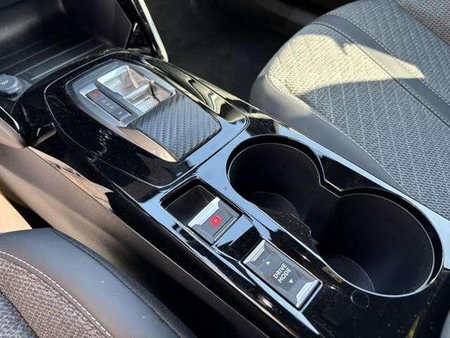 Peugeot 2008 PureTech 130 S&S EAT8 Allure LED-CAM-APP CONNECT