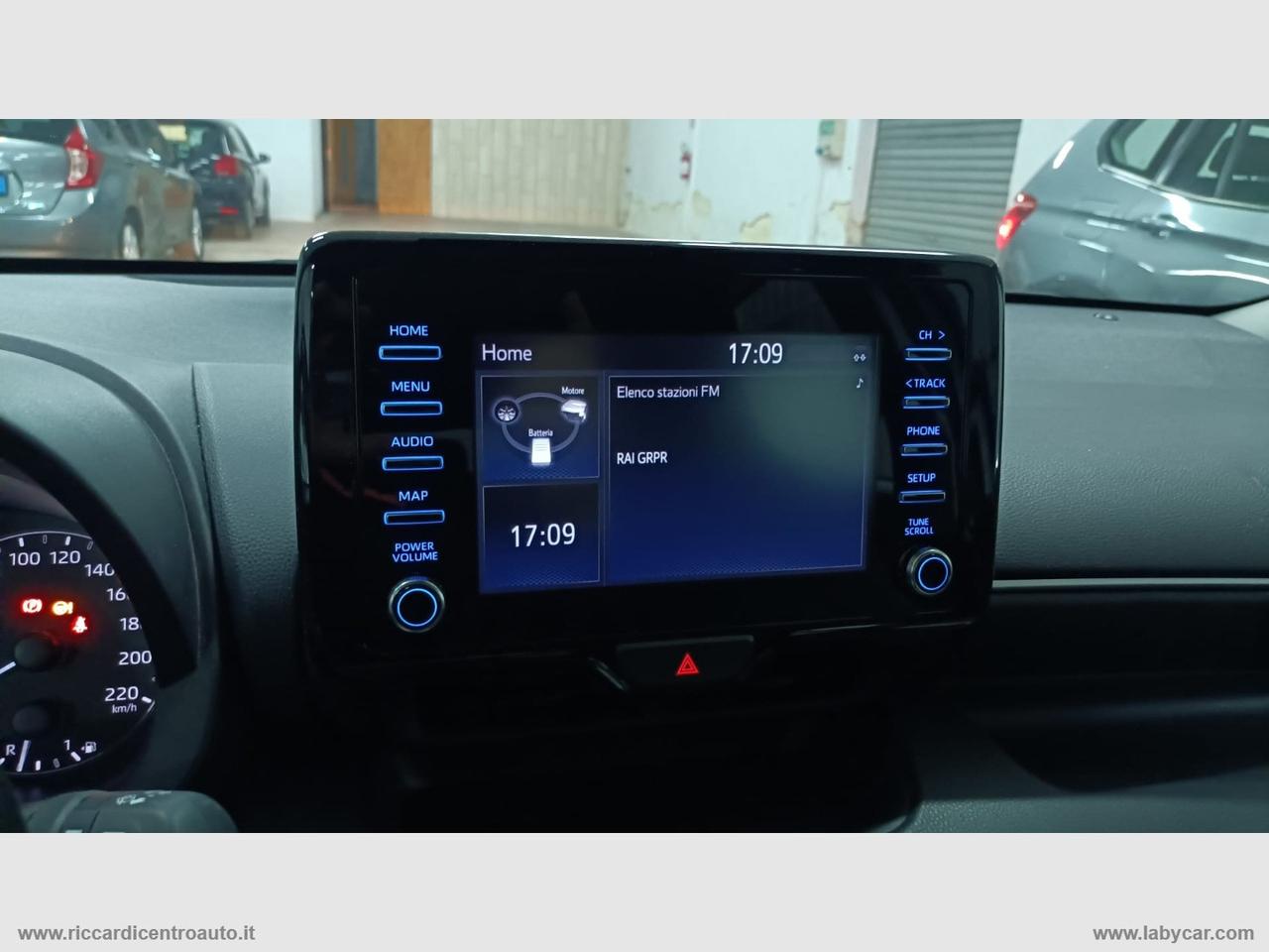 TOYOTA Yaris 1.5 Hybrid 5p. Business