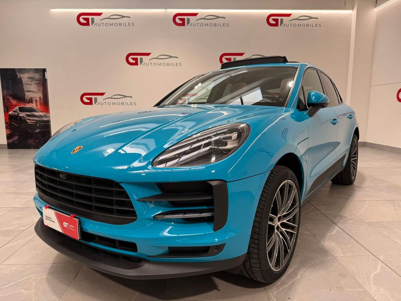 Porsche Macan 2.0 BLU MIAMI