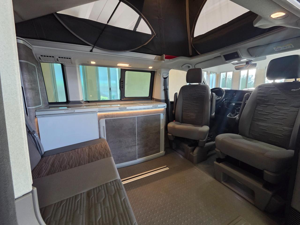 Volkswagen California OCEAN 4motion 4x4 DSG gancio led uniprop italiano