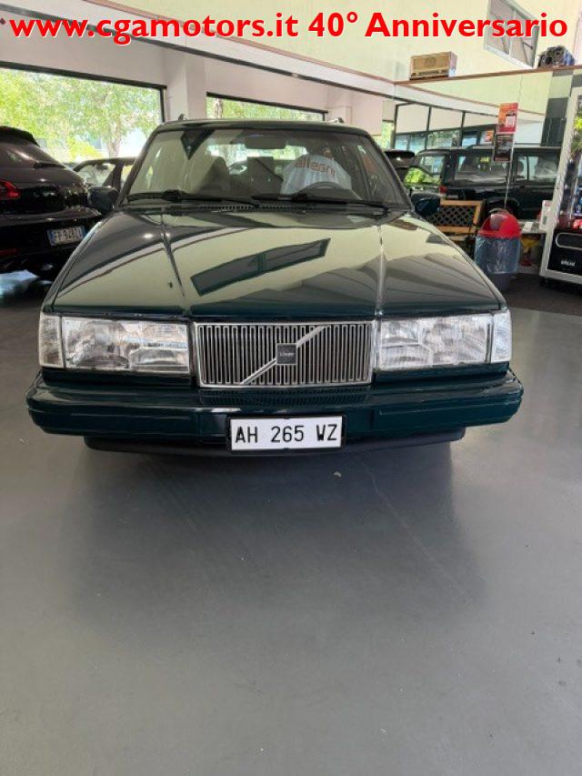 VOLVO 945 2.0i turbo cat S.W. Super Polar