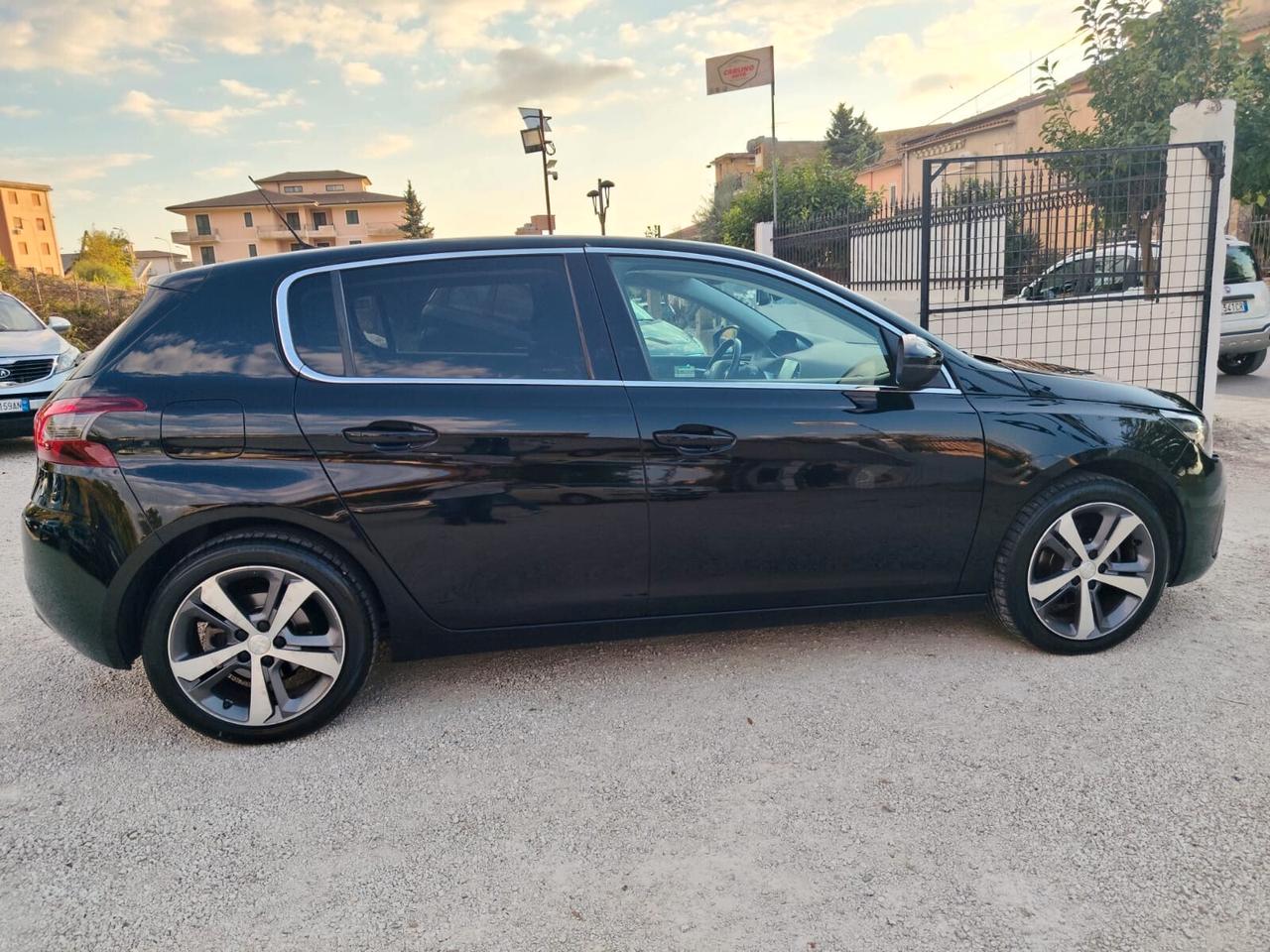 PEUOGET 308 1.6 HDI 120 CV ALLURE