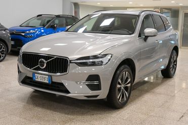 VOLVO XC60 2.0D 197CV B4 (D) GEARTRONIC AWD MOMENTUM PRO ( FARI LED - ADAPTIVE CRUISE - COCKPIT - MIRROR - PARK ASSIST - TELECAMERA 360 - CERCHI 18 )