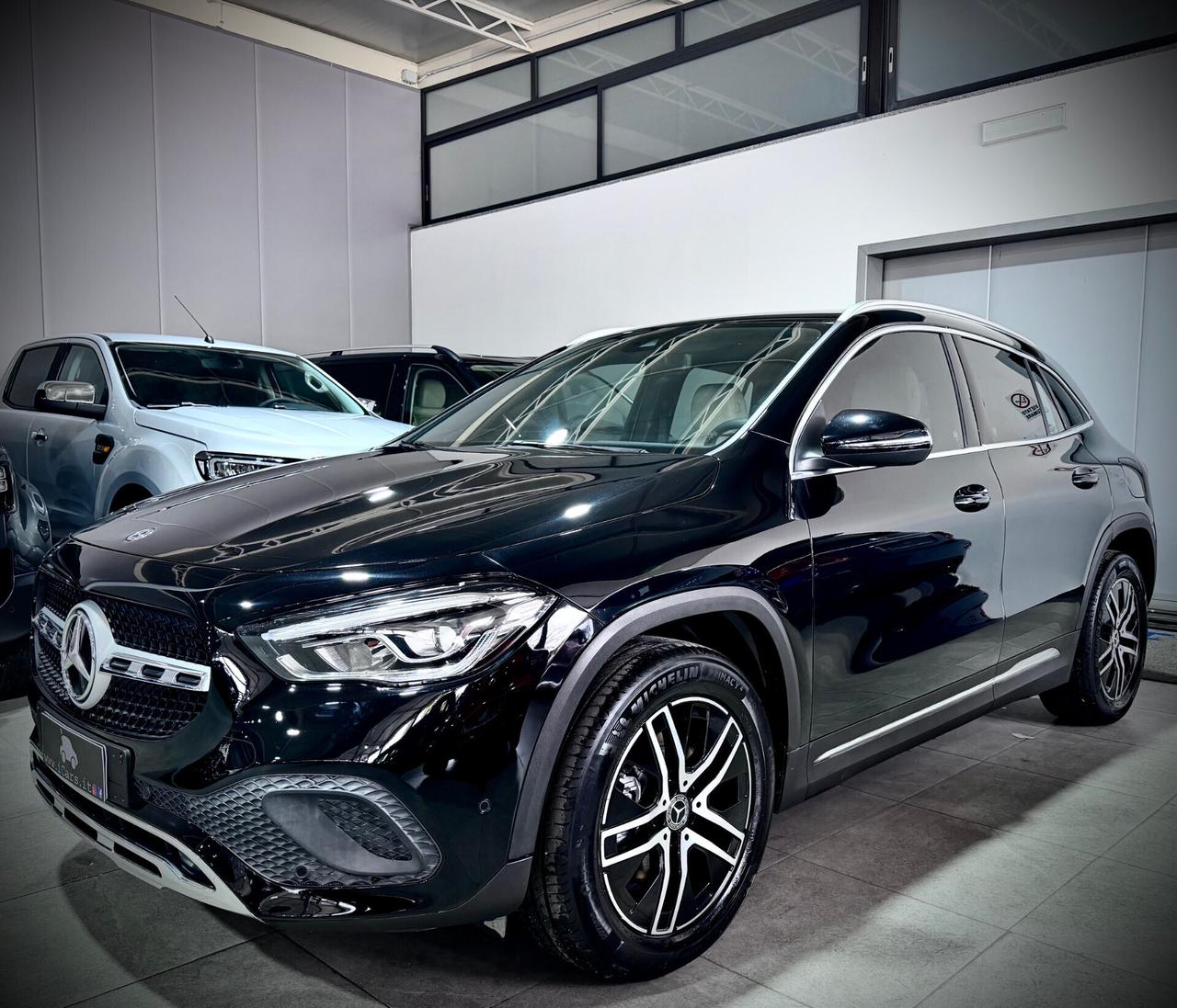 Mercedes-Benz GLA 200d 150CV Executive