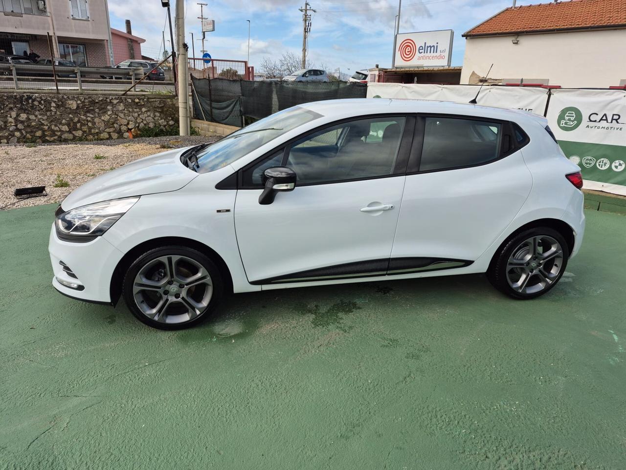 Renault Clio 1.5 dci 75 CV 5 Moschino Zen