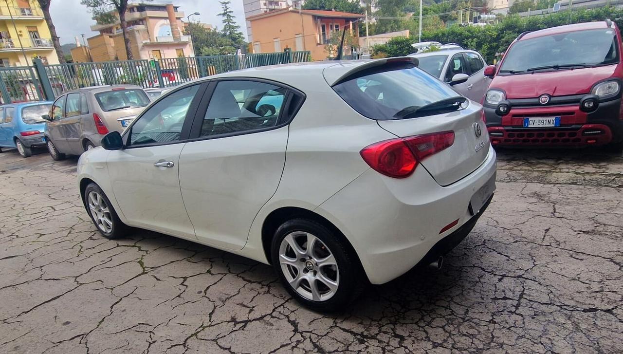 Alfa Romeo Giulietta 1.6 JTDm-2 105 CV Progression