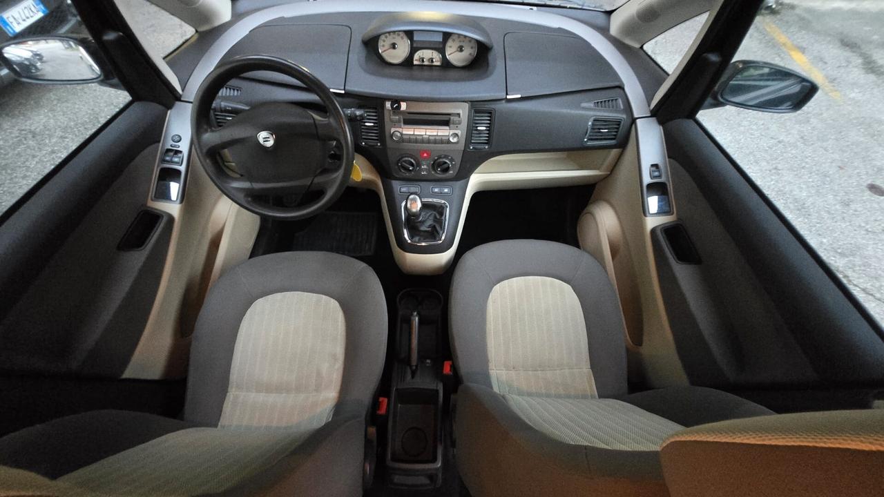 Lancia MUSA 1.4 16V Platino