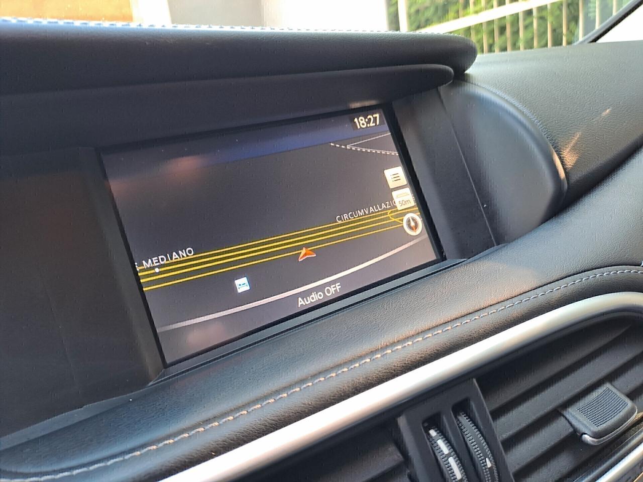 Infiniti Q30 1.5 diesel Premium