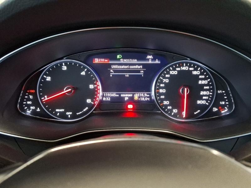 AUDI A6 AVANT 40 TDI MHEV 2.0 quattro ultra S tronic Business