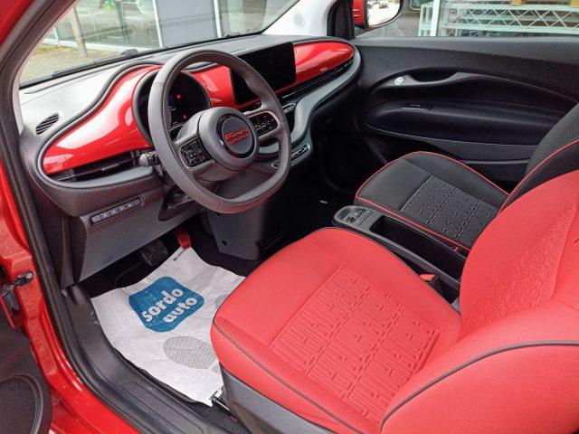 FIAT 500e Berlina 42 kWh Red
