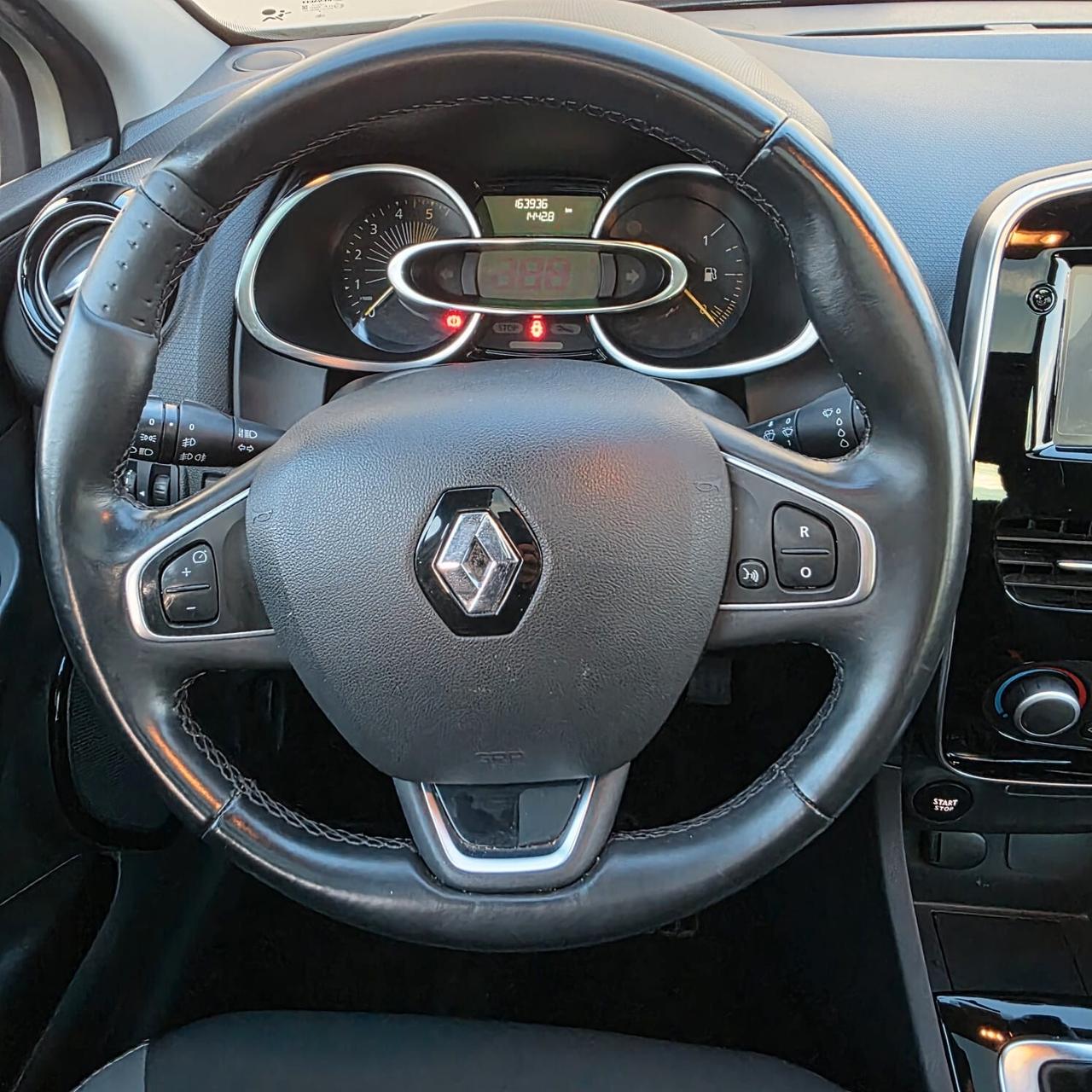 Renault CLIO 1.5 DCI AUTOMATICA TETTO PANORAMICO
