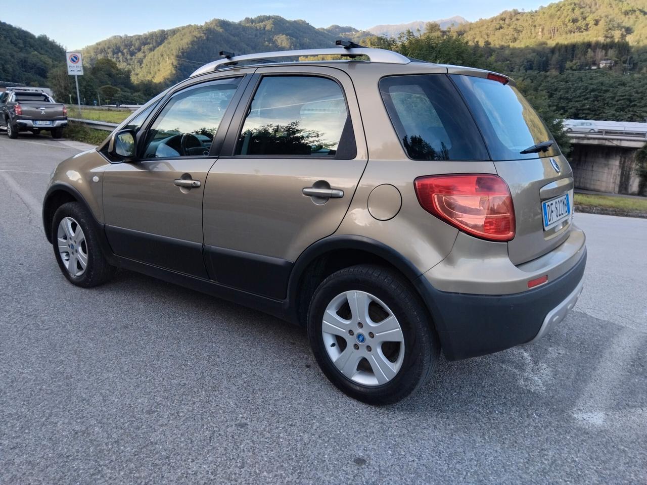 Fiat Sedici 1.9 MJT 4x4 Emotion