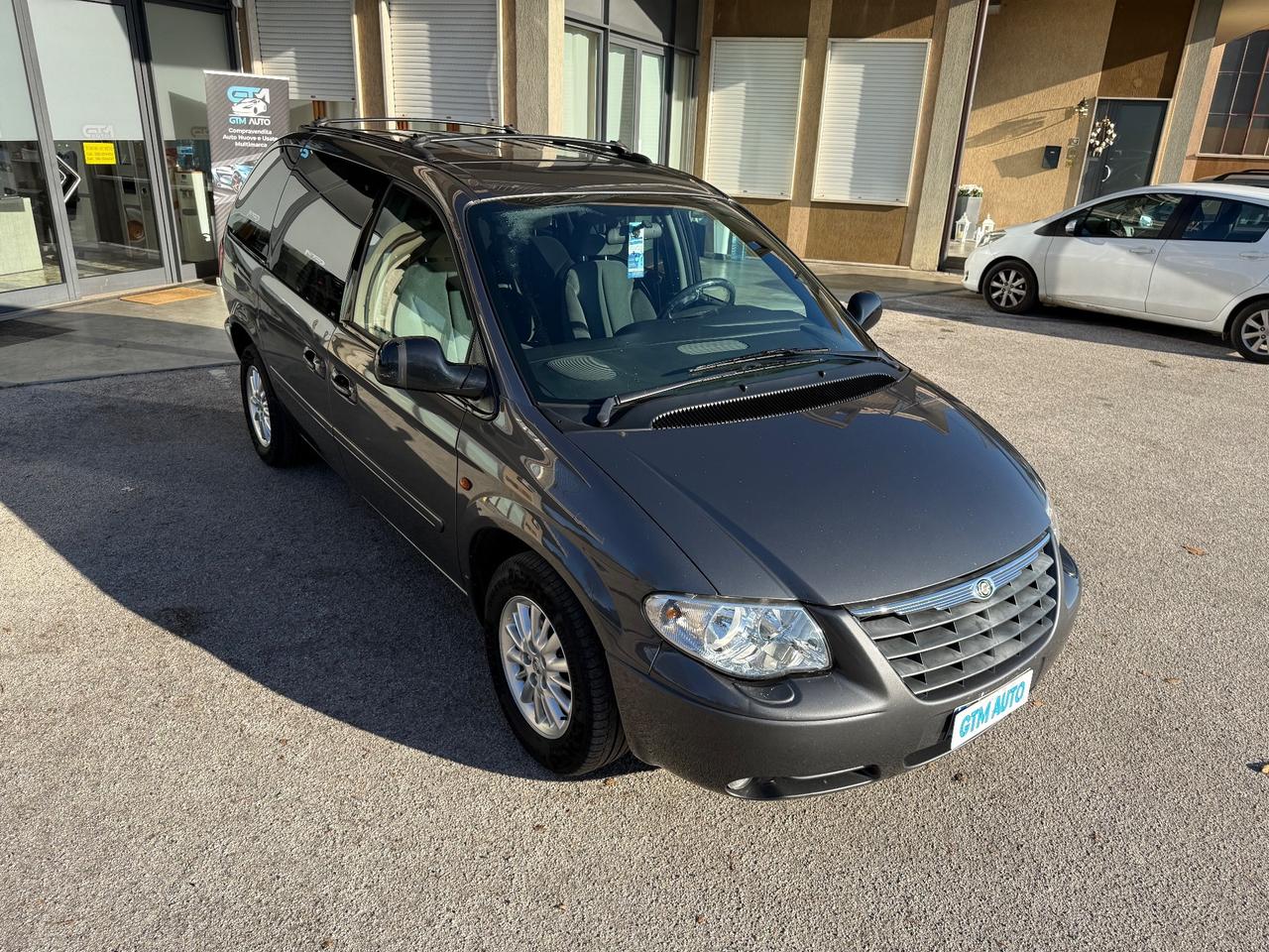 Chrysler Voyager Grand 2.8 CRD cat Limited Auto