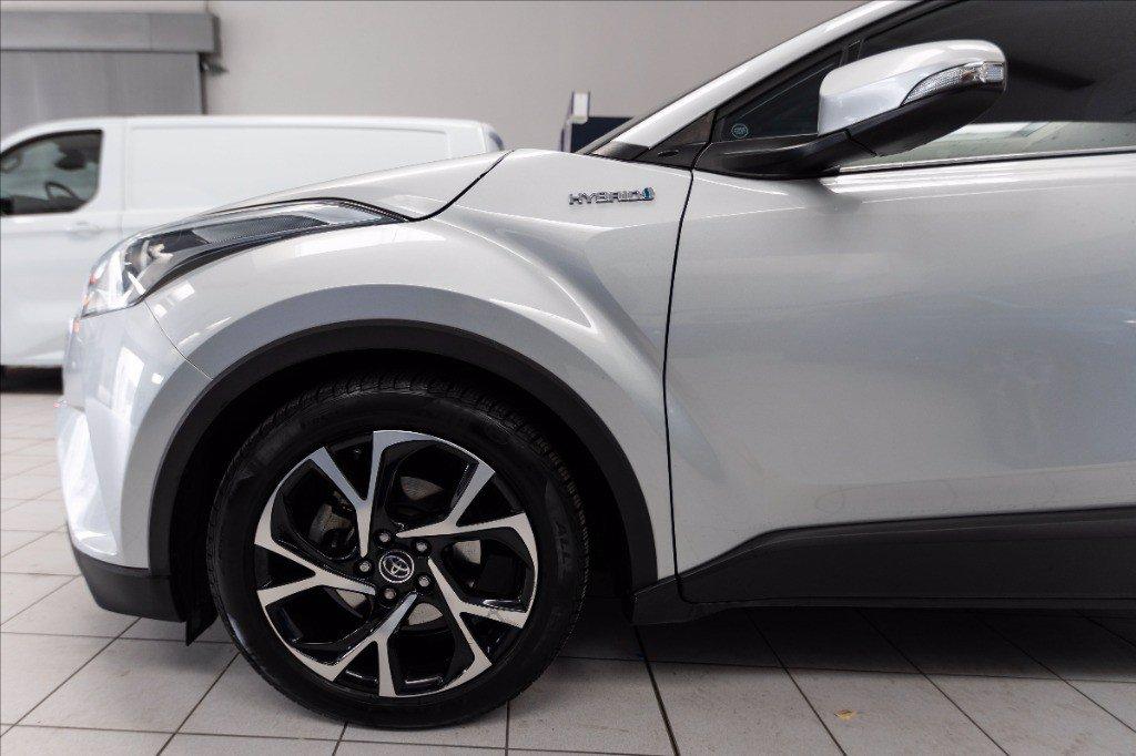 TOYOTA C-HR 1.8h Trend 2wd e-cvt del 2019