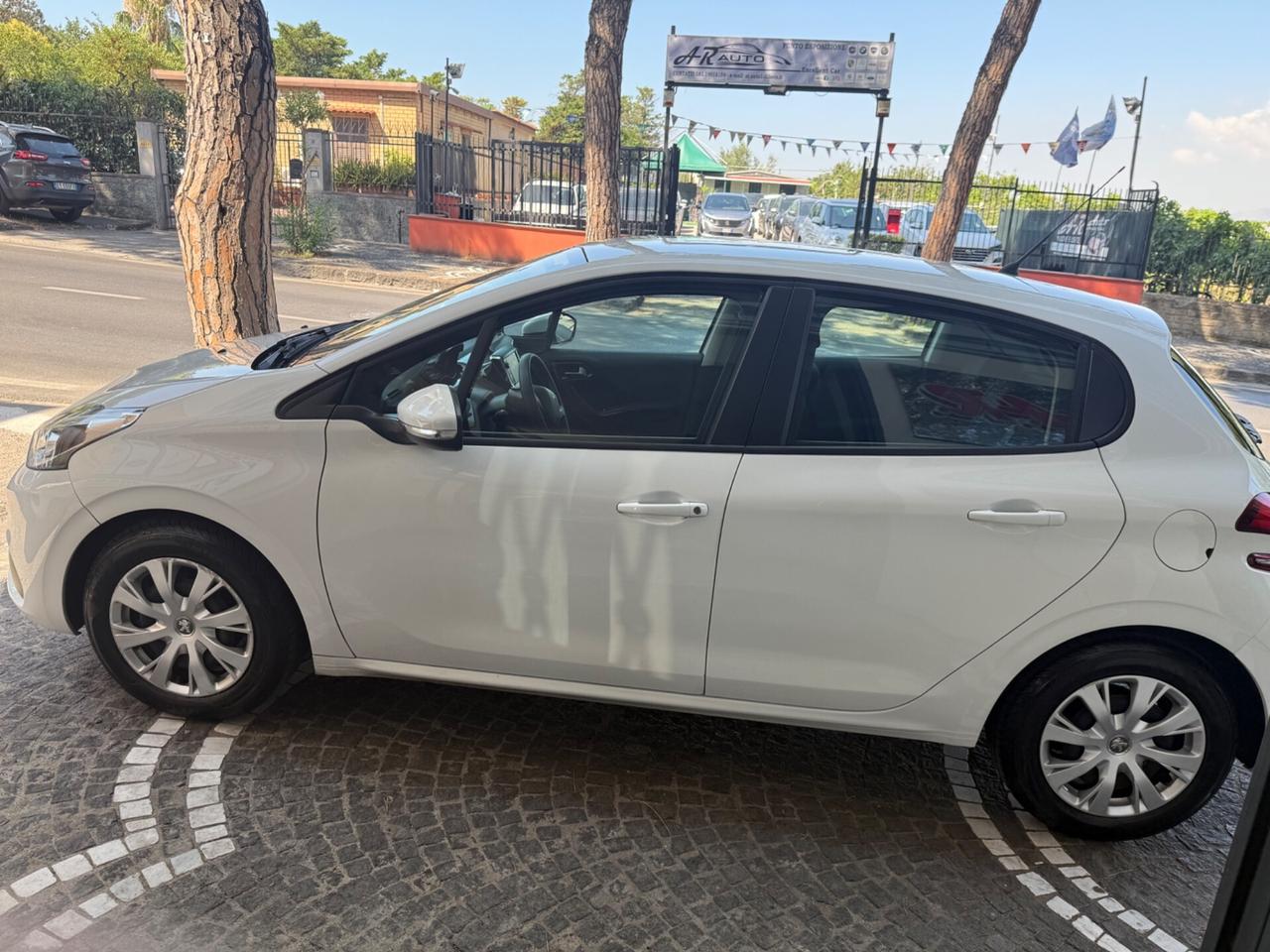 Peugeot 208 1.4 HDi 68 CV 5 porte Active