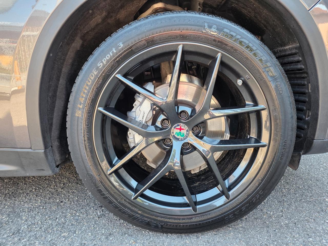 Alfa Romeo Stelvio 2.2 190cv Q4 Aut. / CERCHI 20"