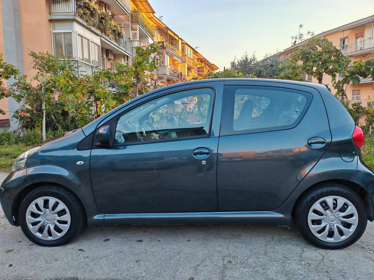 Toyota Aygo UNICO PROPRIETARIO POCHI KM