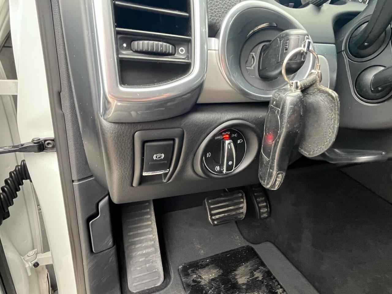 Porsche Cayenne 3.0 Diesel 250cv FULL FULL NO SUPERBOLLO