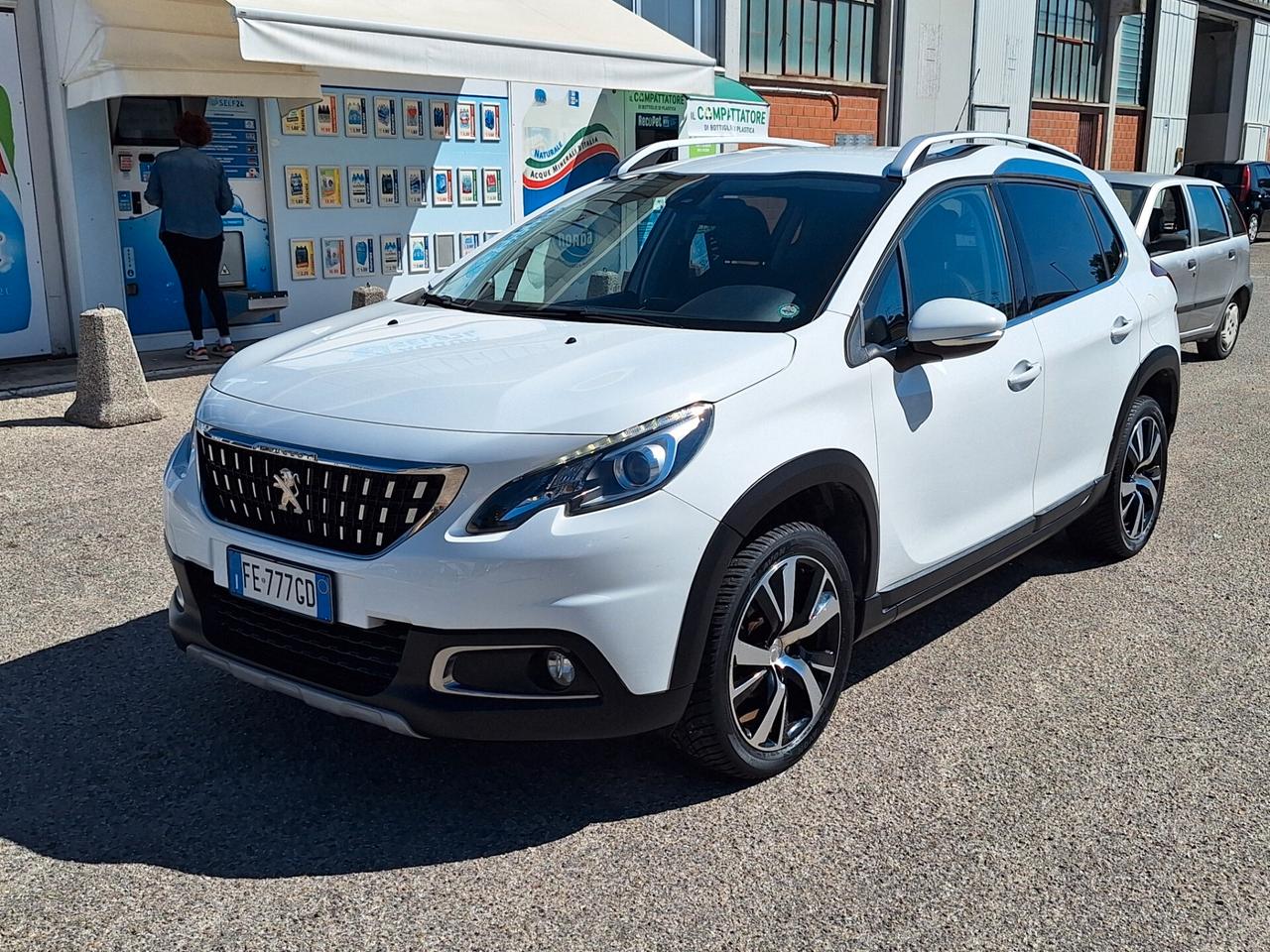 Peugeot 2008 BlueHDi 100 GT Line UNICAPROPIETARIA KM CERTIFICATI NAVI PELLE €6B