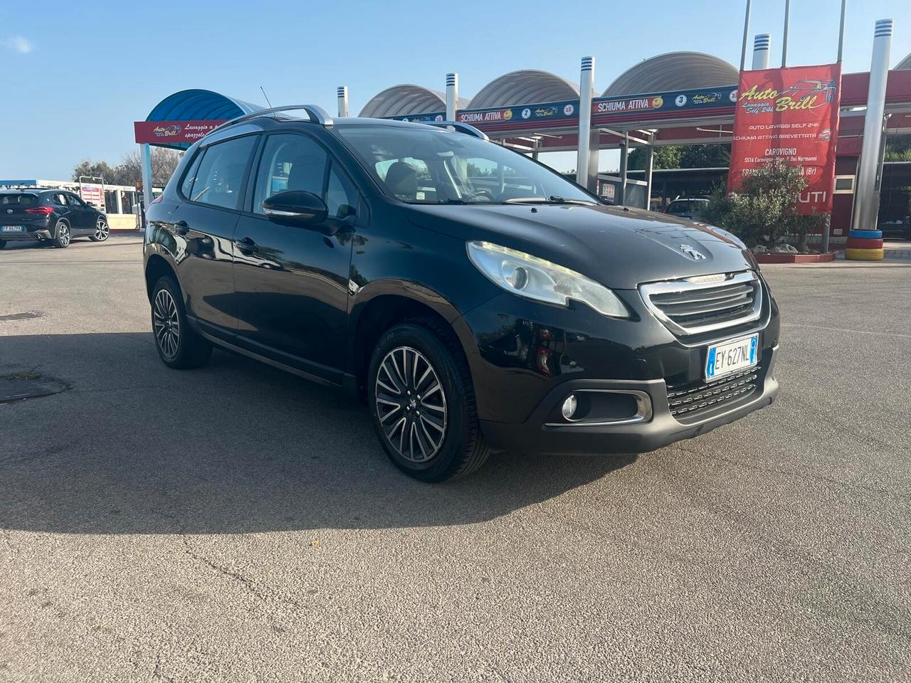 Peugeot 2008 BlueHDi 100 S&S Black Matt