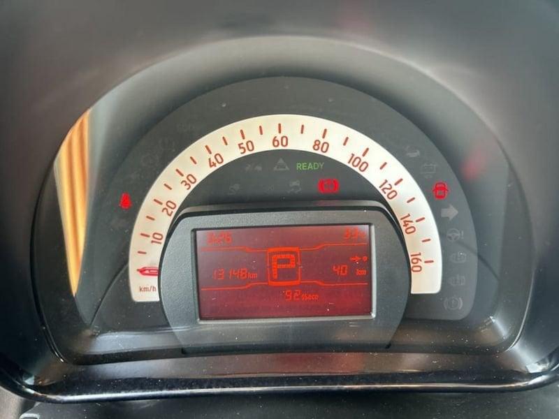smart fortwo EQ PURE 22KW