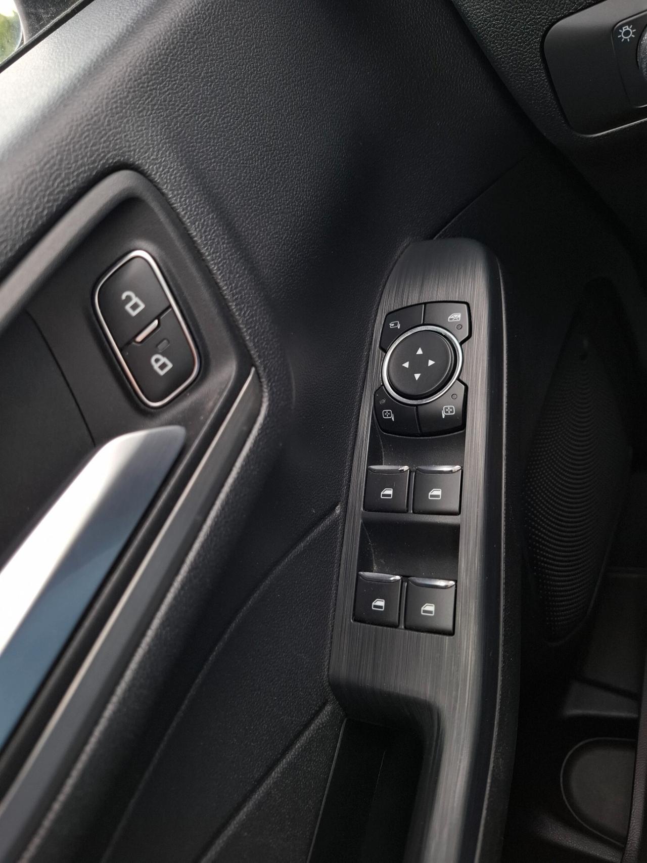 Ford Kuga 1.5 -120 CV-TITANIUM *LED-NAVY-VIRTUAL*