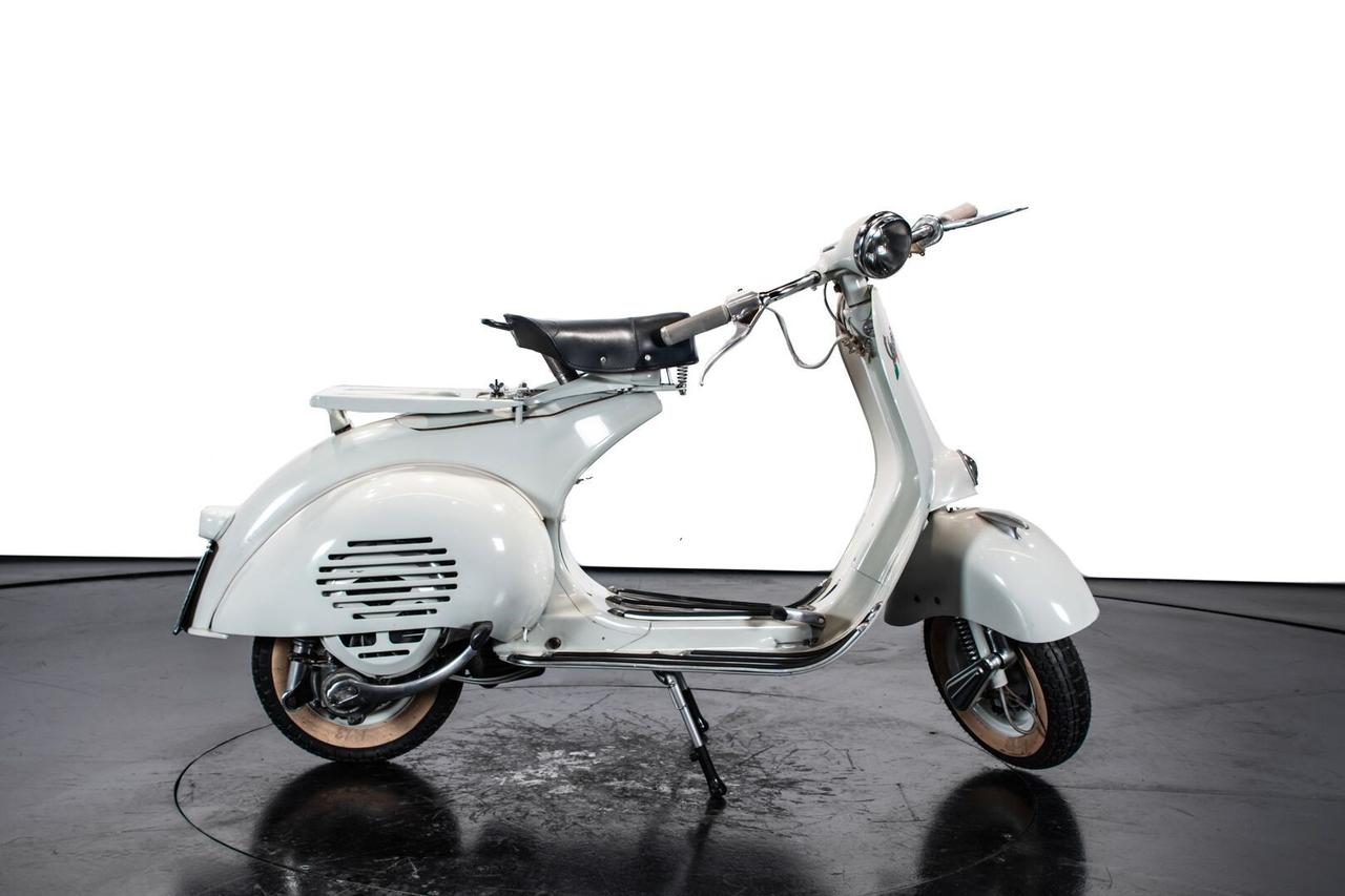 Piaggio Vespa 150 Struzzo (RESTURATA)