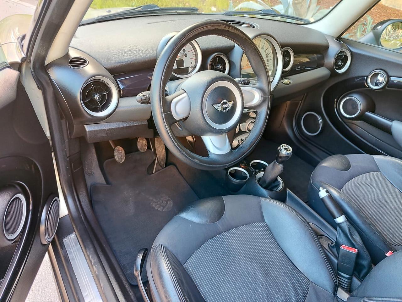 Mini Cooper D 1.6 DIESEL 2008!!