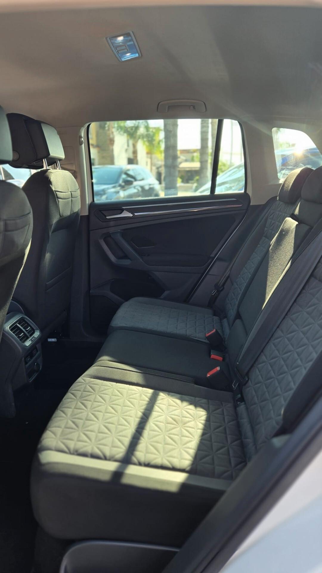 Volkswagen Tiguan 2.0 tdi Life 122CV Uff Italy Led Clima Lega USB