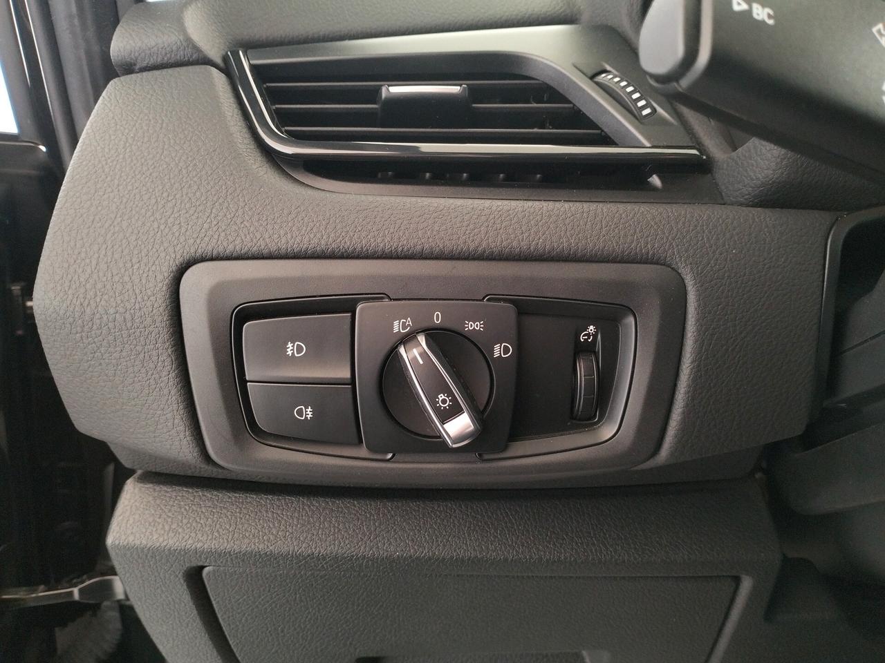 Bmw 2er Active Tourer 218d Advantage