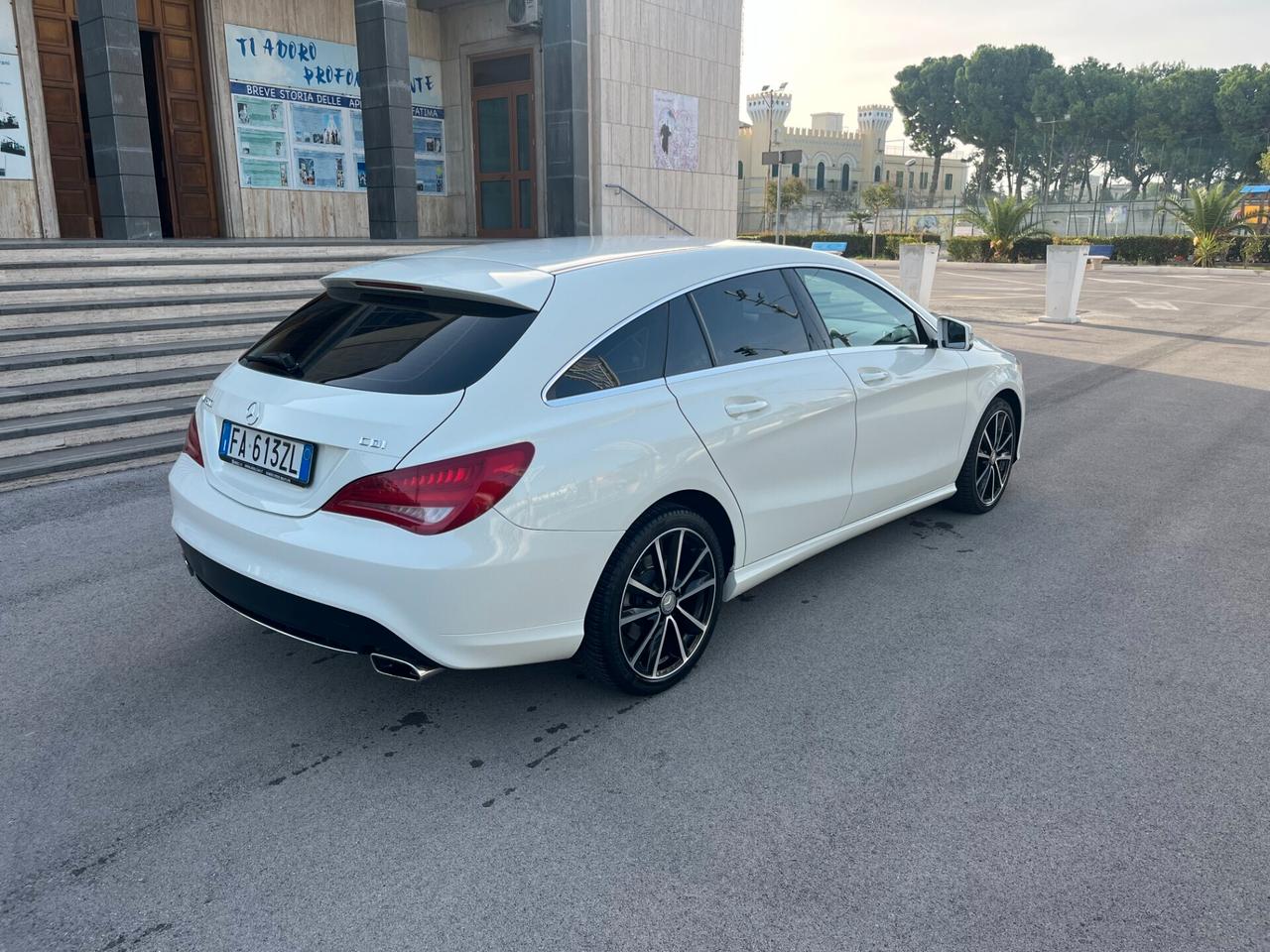 Mercedes-benz CLA 200 CDI Automatic Sport Km 100.00