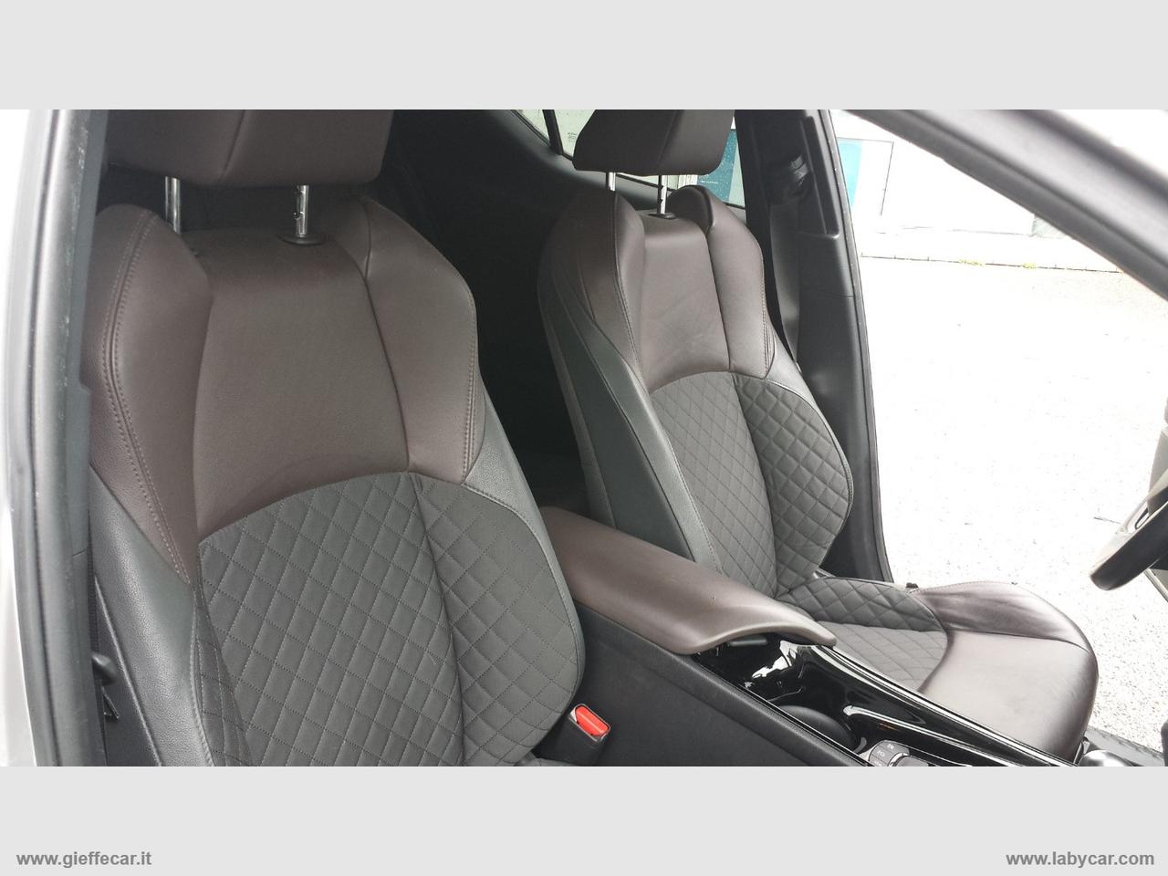 TOYOTA C-HR 1.8 Hybrid E-CVT LOUNGE