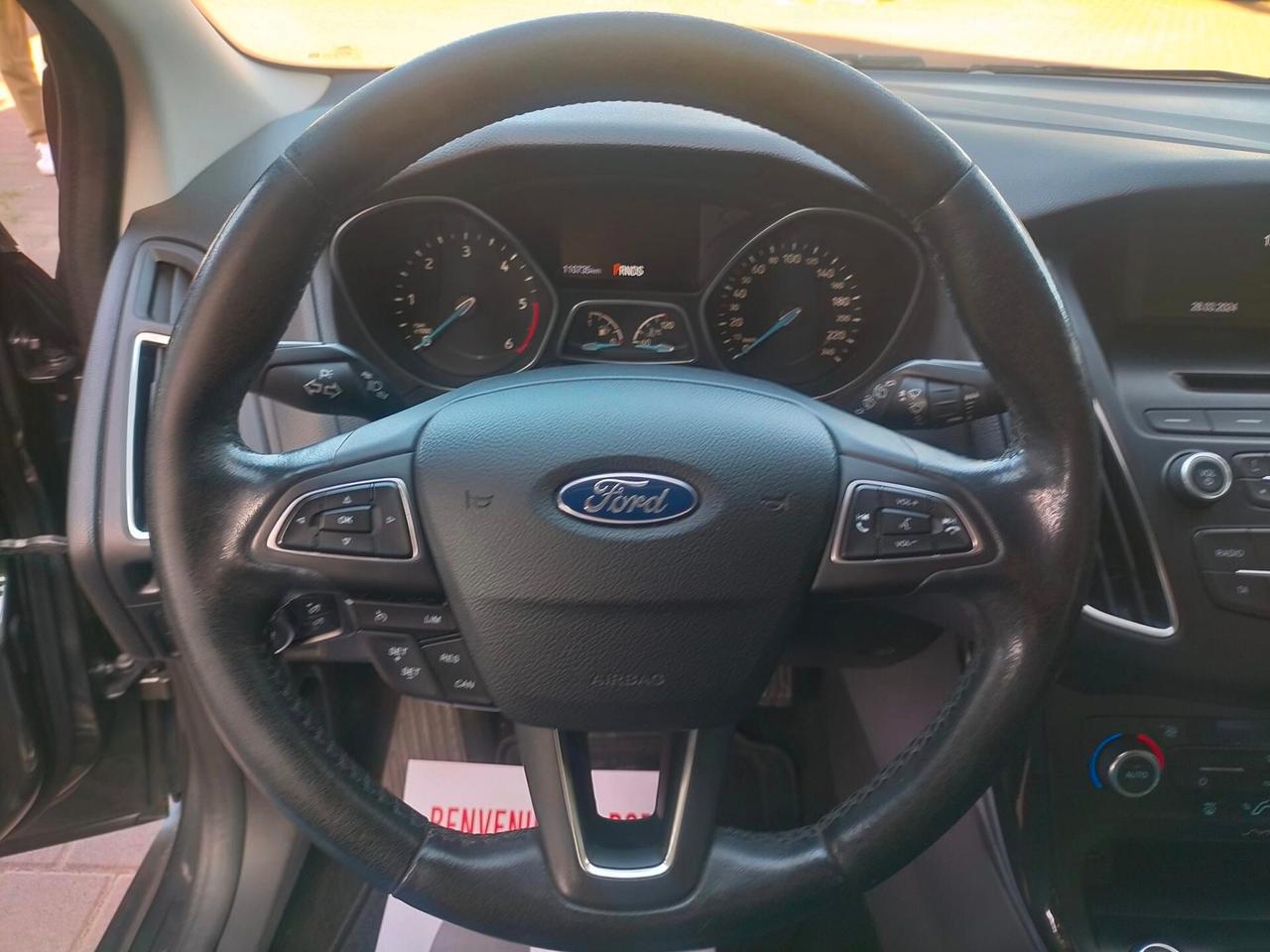 Ford Focus 1.5 TDCi 120 CV Start&Stop Powershift Titanium