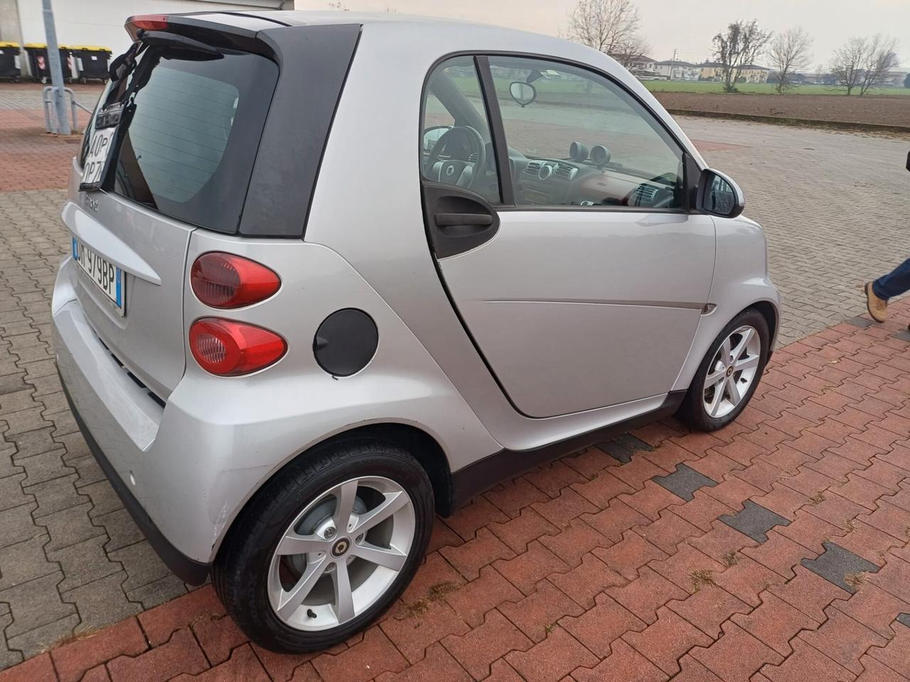 Smart ForTwo 1000 52 kW coupe limited two
