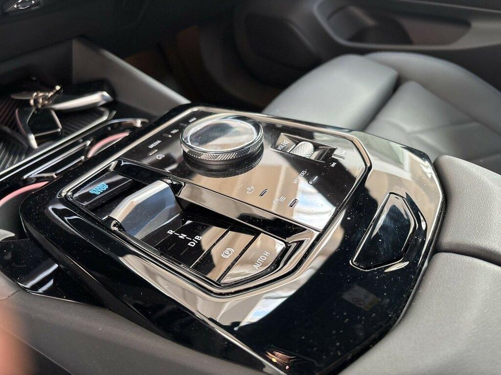 BMW i5 Berlina Msport eDrive40