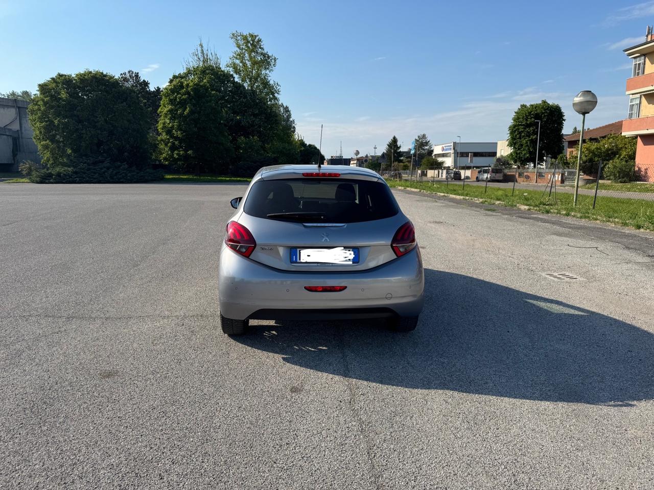 Peugeot 208 PureTech 82 5 porte Allure
