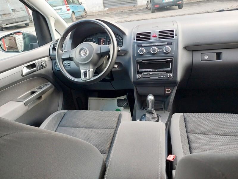 Volkswagen Touran Business 1.6 TDI DSG Comfortline