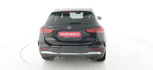 MERCEDES-BENZ GLA 200 d Automatic Premium