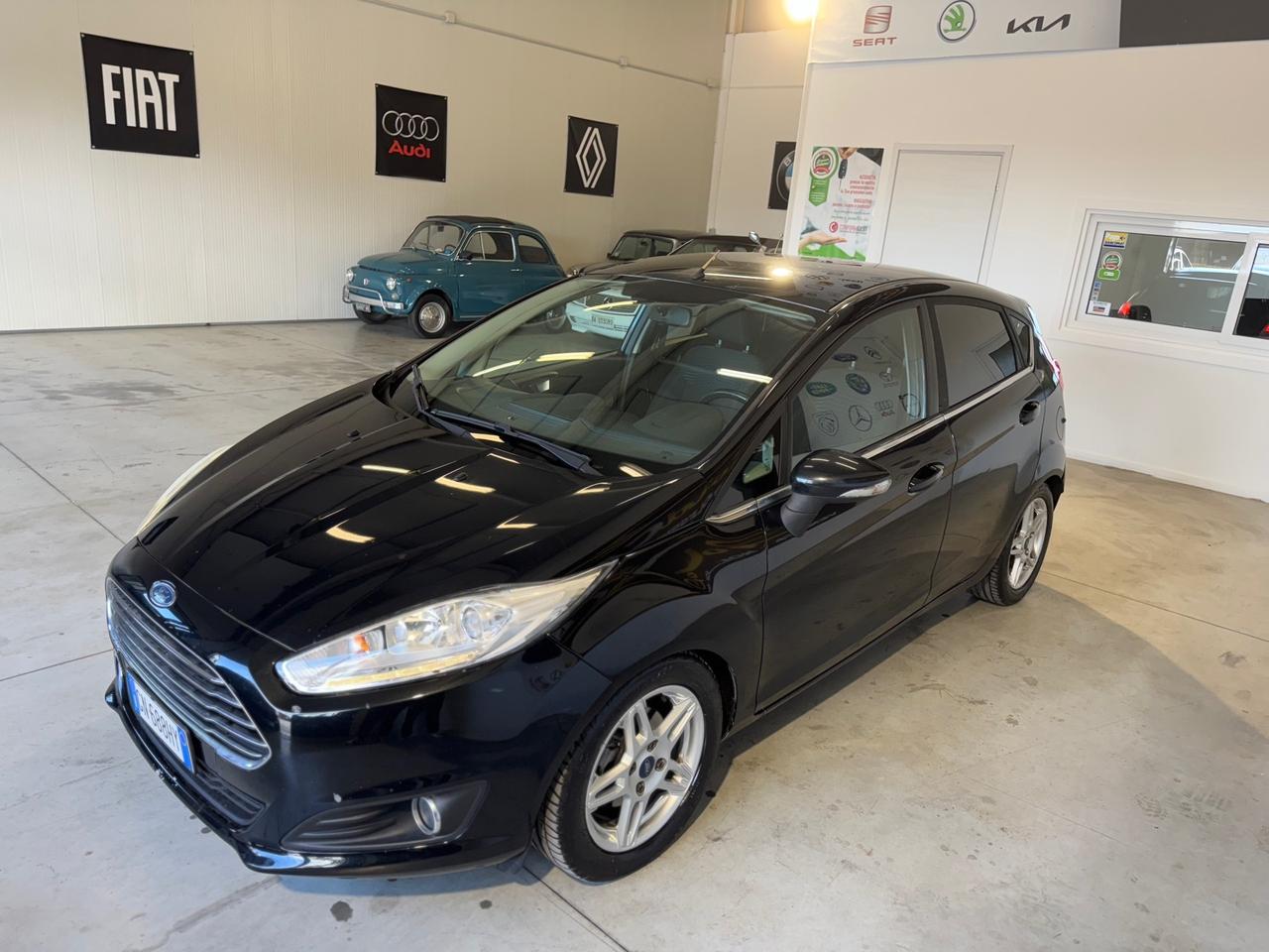 Ford Fiesta 1.5 TDCi 75CV 5 porte Titanium