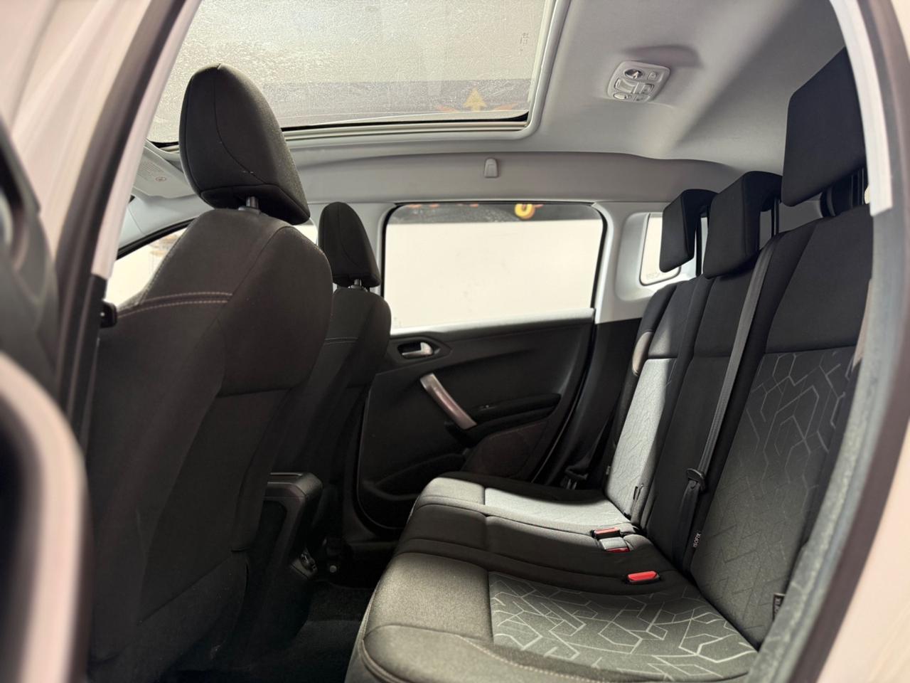 Peugeot 2008 1.4 HDi 68CV TETTO PANORAMICO