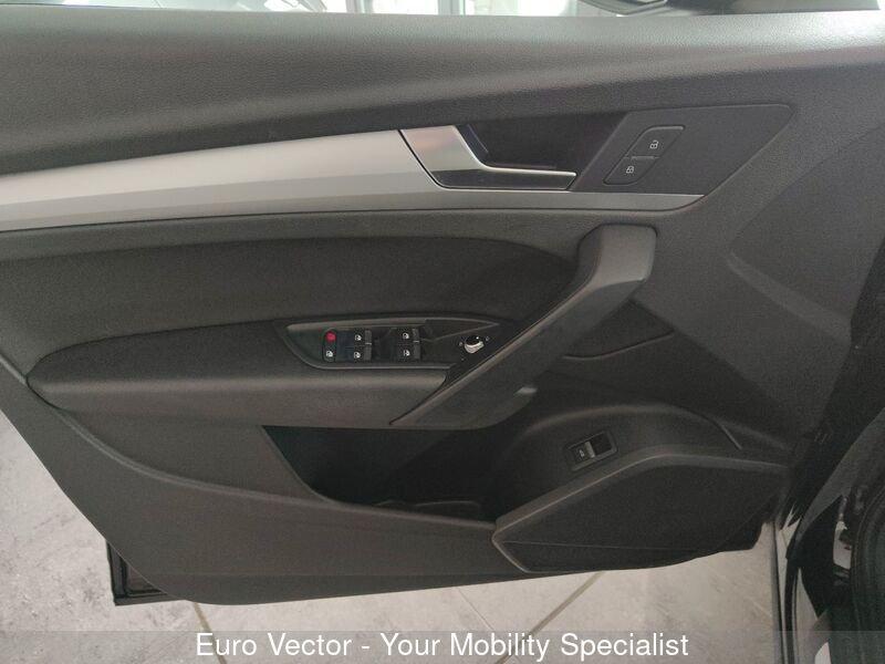 Audi Q5 2.0 TDI quattro S tronic Business