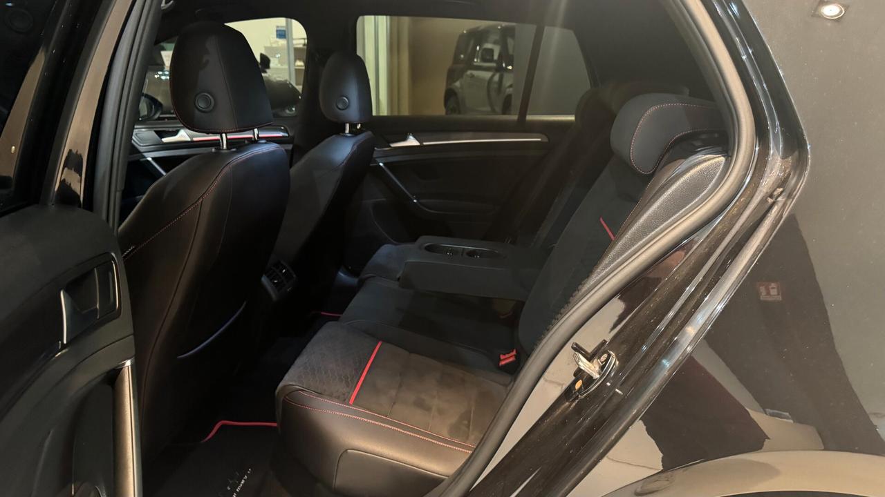 VOLKSWAGEN GOLF GTI 2.0B 245CV - 2019