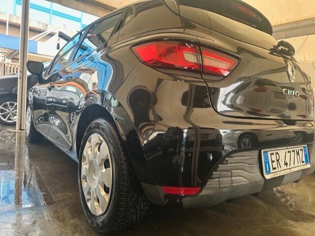 RENAULT CLIO 1,5 DIESEL 75CV