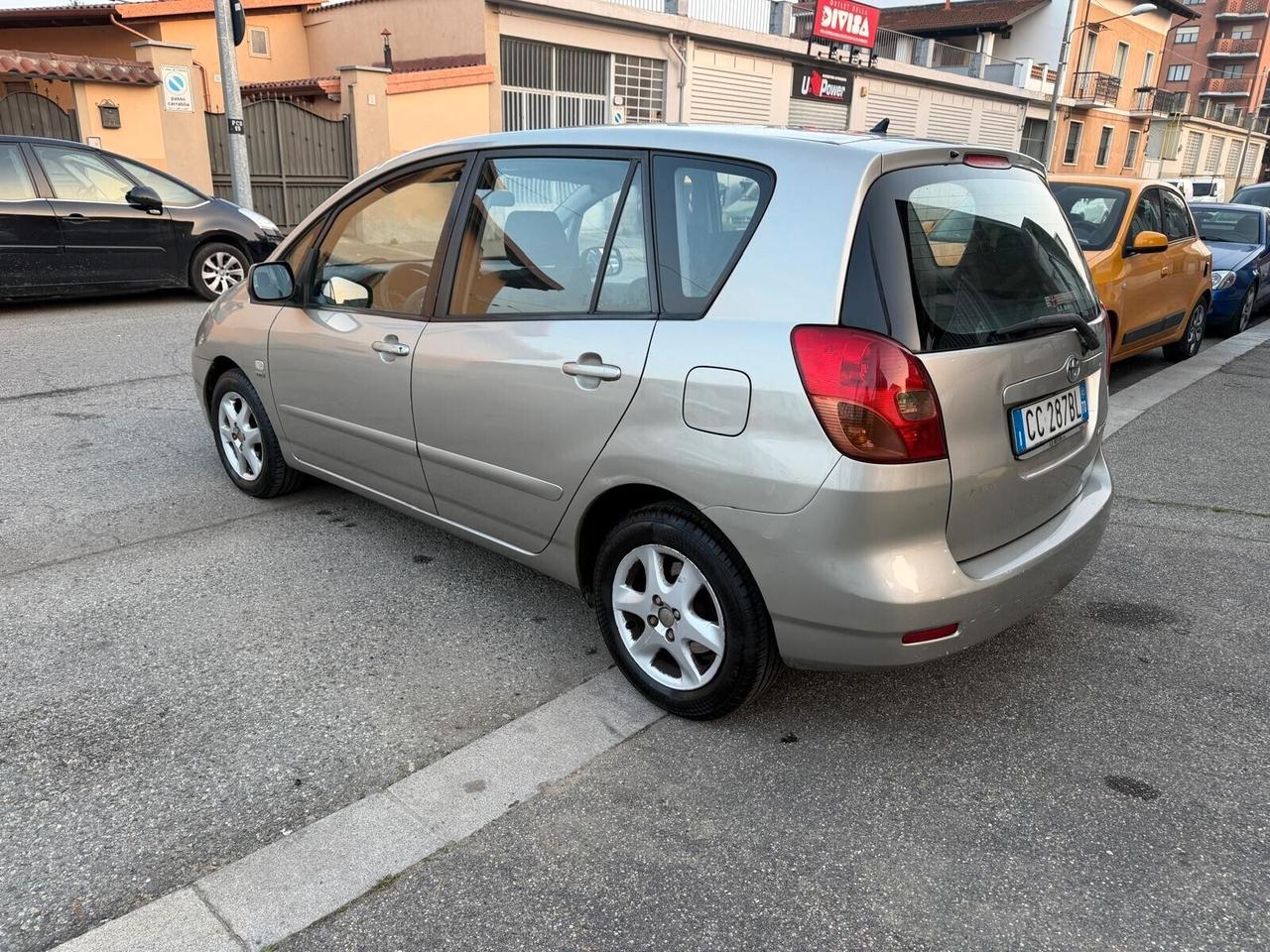 Toyota Corolla Verso 1.8 16V